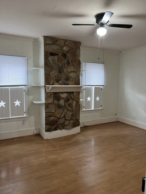 44 Middle St - Photo 5 of 10