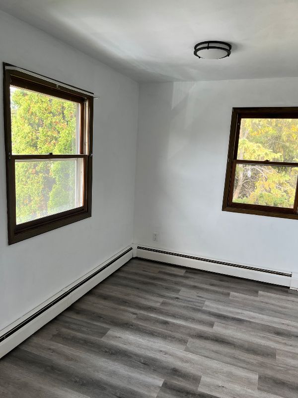 1865 Badger St #4 - Photo 3 of 6