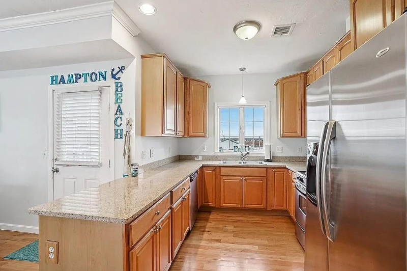 7 F St #4 - Photo 7 of 14