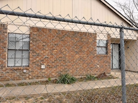 684 W Warrior Trl - Photo 2 of 31