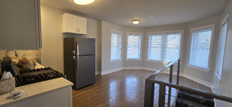 6416 N Campbell Ave #1 - Photo 4 of 10