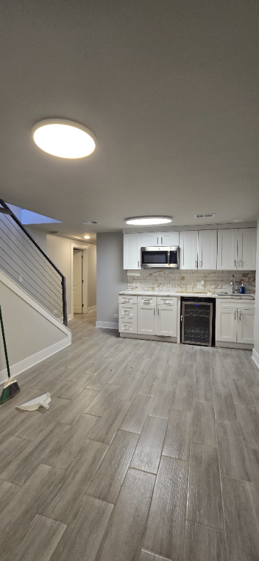 6416 N Campbell Ave #1 - Photo 7 of 10