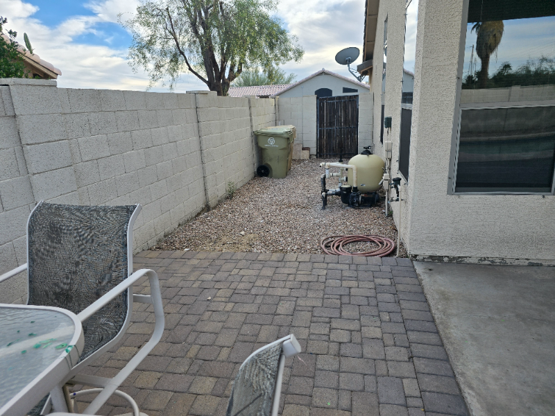 8228 W Palmaire Ave - Photo 2 of 15