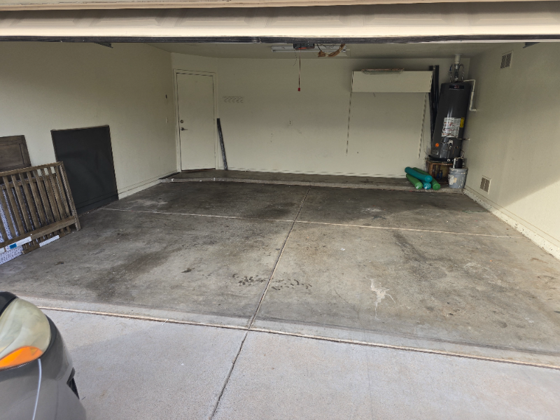 8228 W Palmaire Ave - Photo 6 of 15