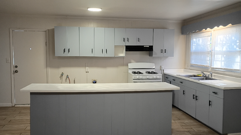 3532 Morgan Dr - Photo 2 of 20