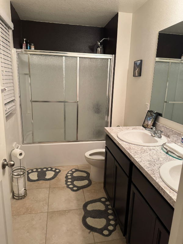 3100 Yellowstone Cir - Photo 2 of 3