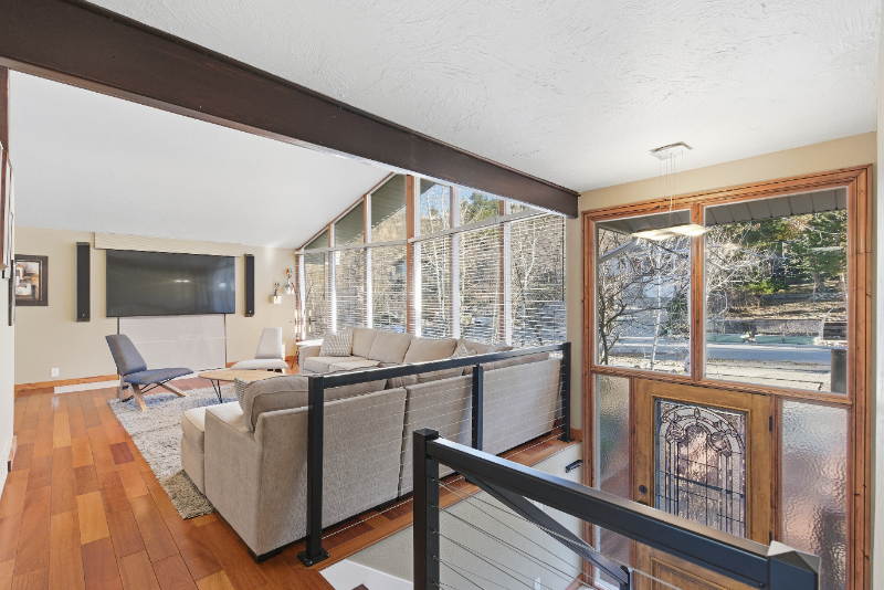 8682 S Alpen Cir - Photo 4 of 19