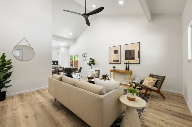 8237 Cabin Springs Ave - Photo 4 of 12