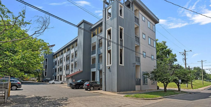 532 W 10th St #532 - Photo 2 of 19