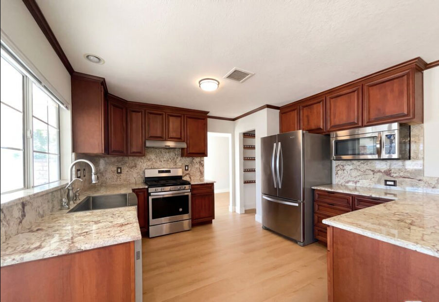 26842 Palacete Dr - Photo 2 of 21