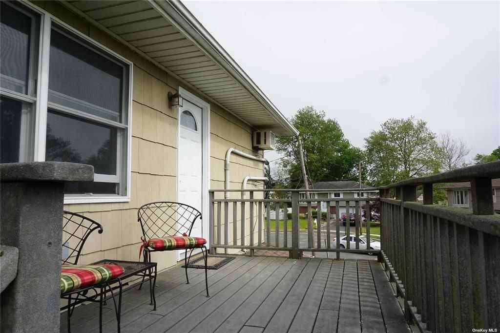 15 Reed Dr - Photo 2 of 11