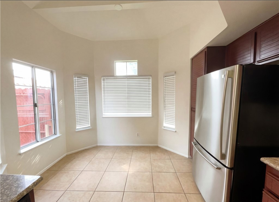 25311 Chicago Ave - Photo 2 of 20