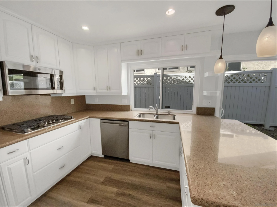 11002 Promesa Dr - Photo 2 of 22