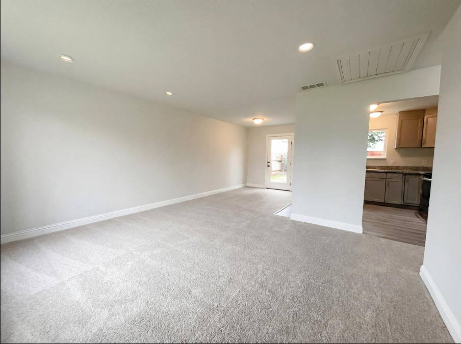 6909 Duckling Way - Photo 3 of 28