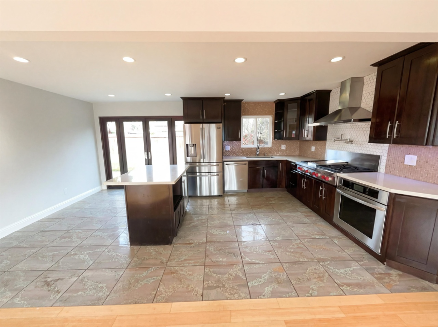 400 Santa Maria Dr - Photo 7 of 26