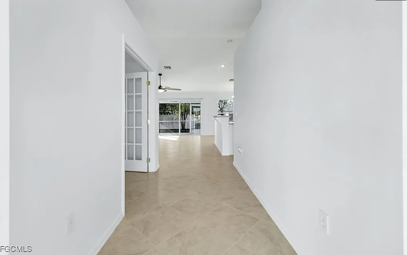 2334 W Price Blvd - Photo 2 of 9