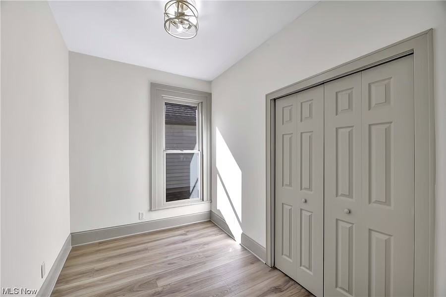 3401 Clinton Ave - Photo 5 of 15