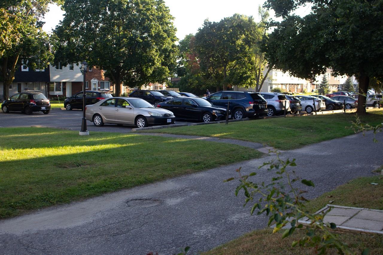 665 Hochelaga Street - Photo 2 of 20