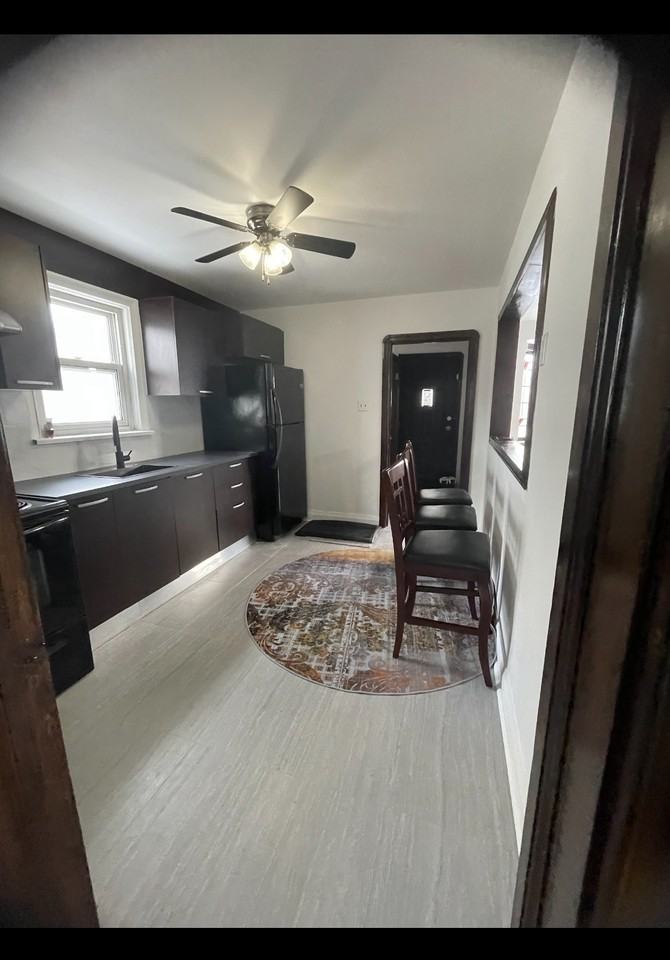 Coxwell Ave & Cosburn Ave. - Photo 2 of 8