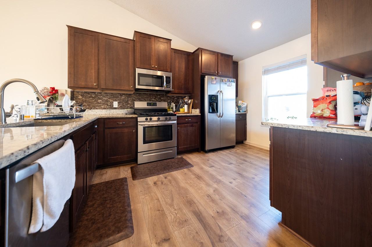 15104 Emory Cir #1 - Photo 4 of 31