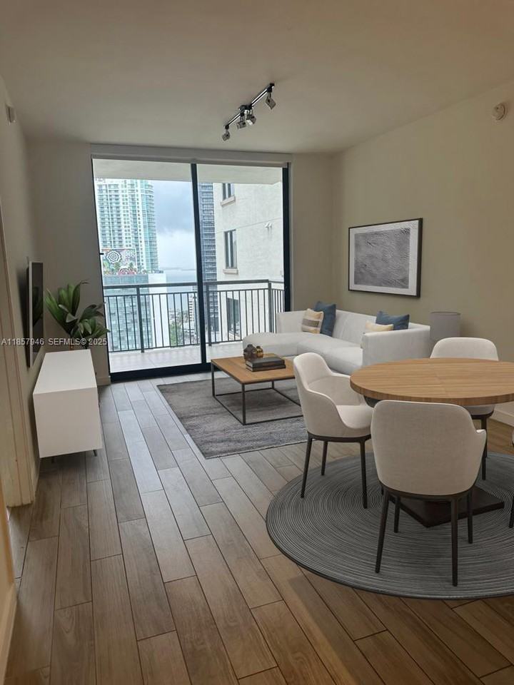 999 Brickell Plz #2307 - Photo 3 of 10