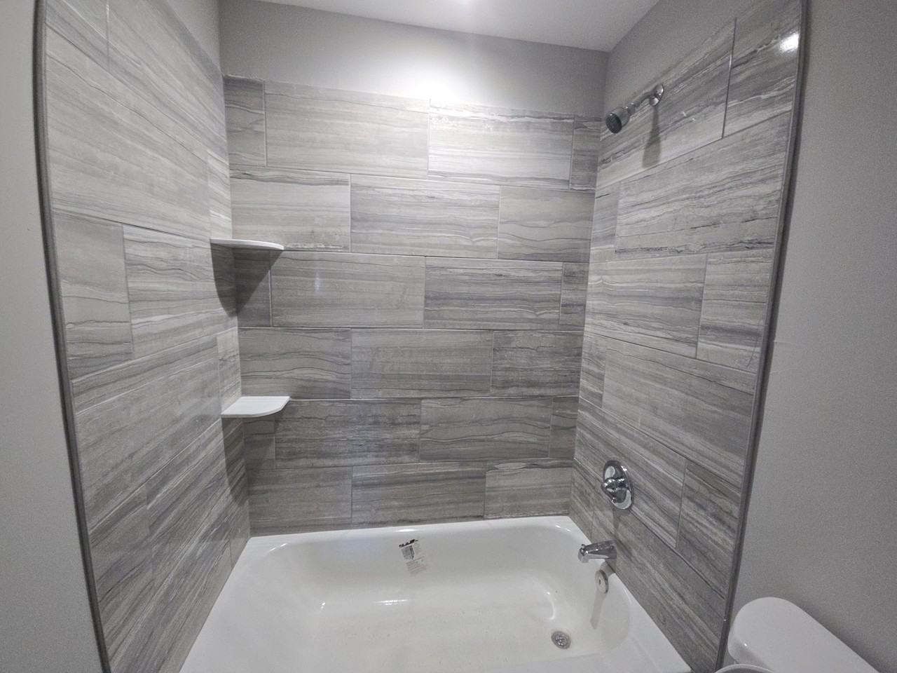 201 River Oaks Dr #B - Photo 6 of 7