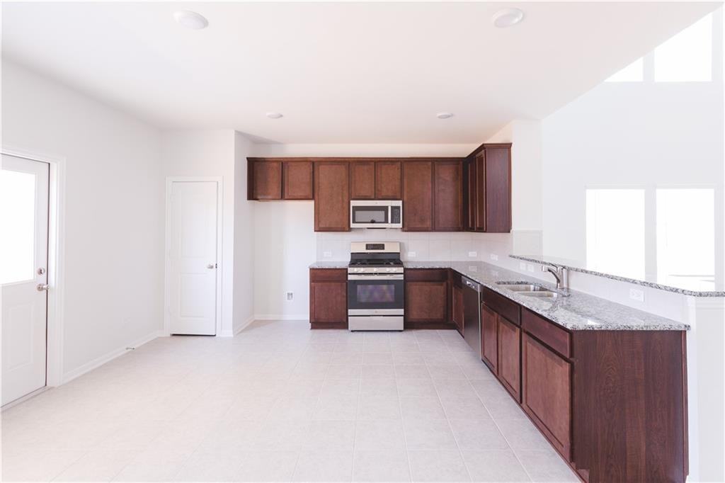 245 Crystal Brook Dr #NA - Photo 6 of 42