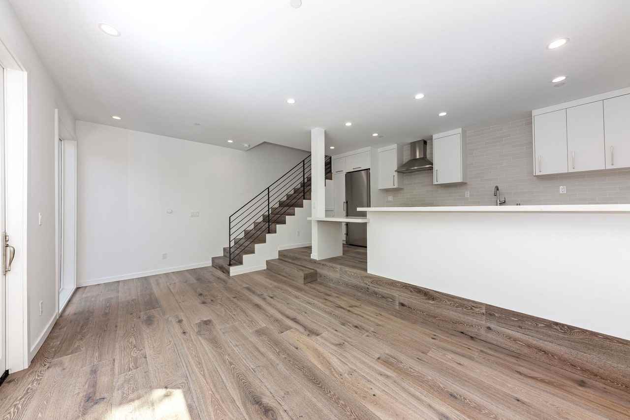 275 Castro St #A - Photo 2 of 20