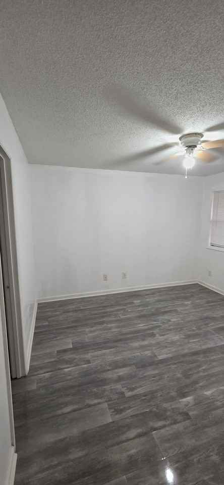 8526 Pineland Dr Apt C #NA - Photo 3 of 9