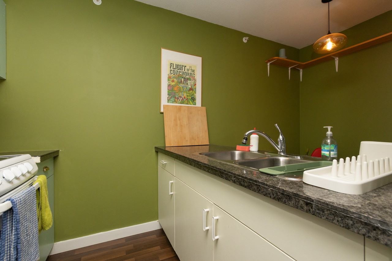 33 North Templeton Drive #205 - Photo 3 of 14