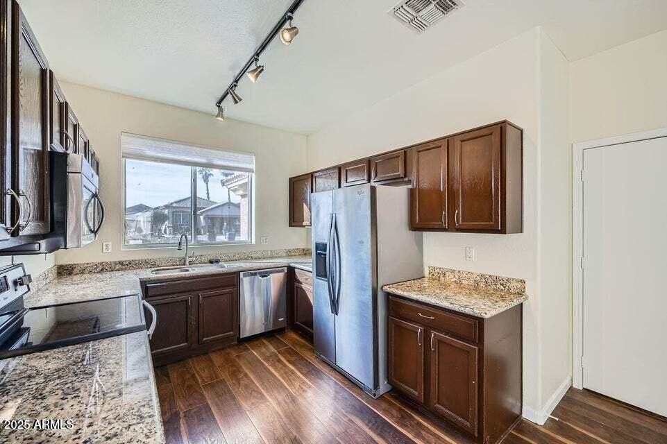 15436 W Port Royale Ln - Photo 4 of 27