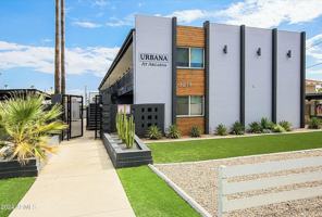 featured image of 3219 E Earll Dr Apt 7 #7