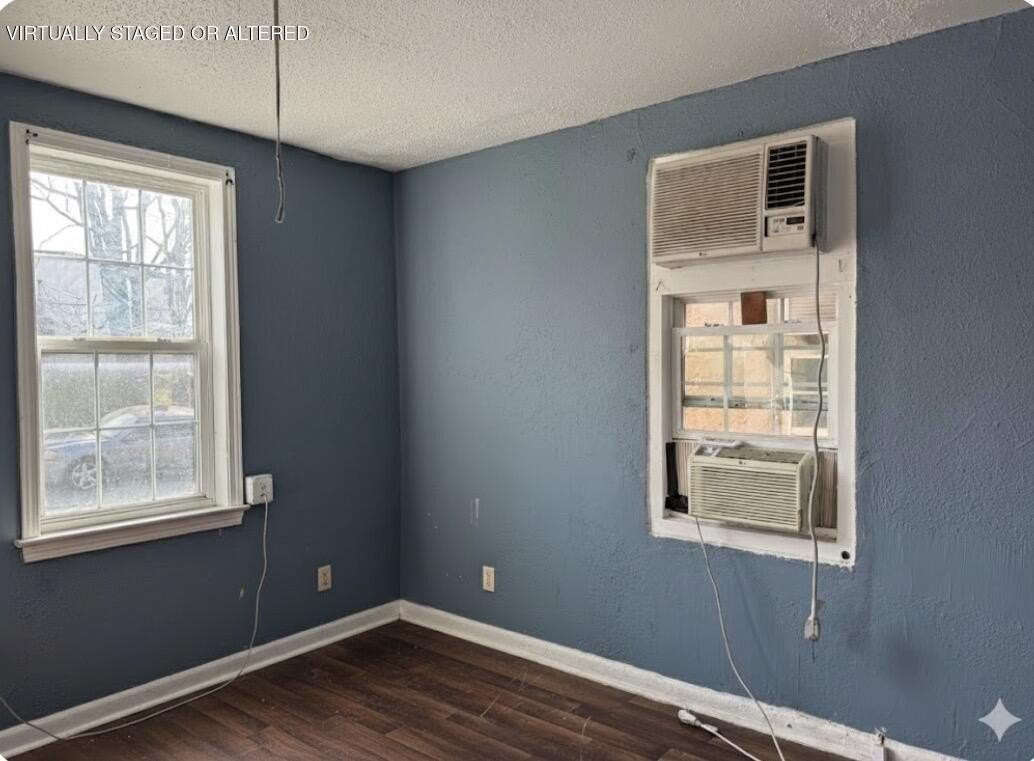 1921 Emerson Dr - Photo 4 of 11