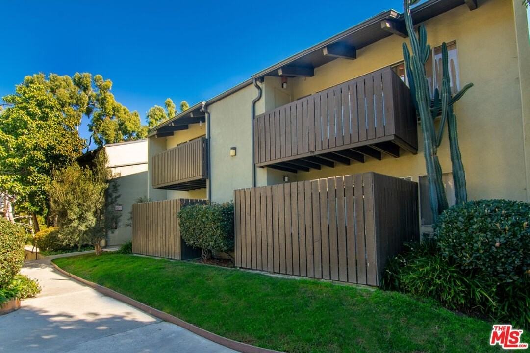 4810 Hollow Corner Rd Unit 242 #242 - Photo 4 of 45