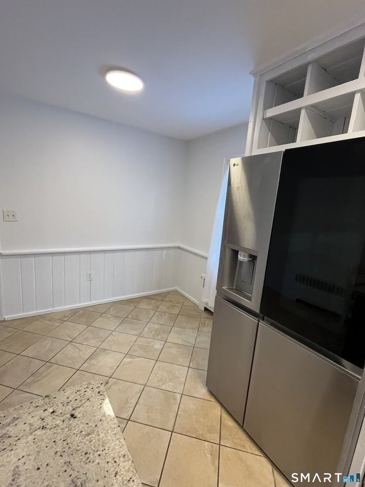 81 Black Rock Tpke - Photo 7 of 30