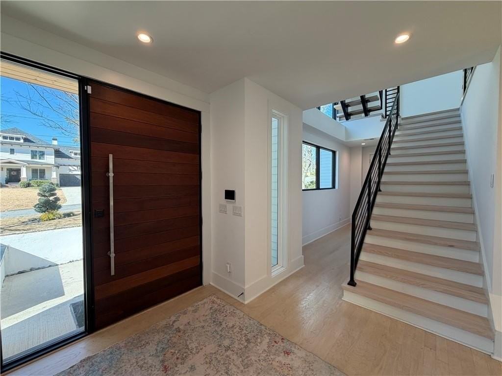 2385 Nesbitt Dr Ne - Photo 4 of 50