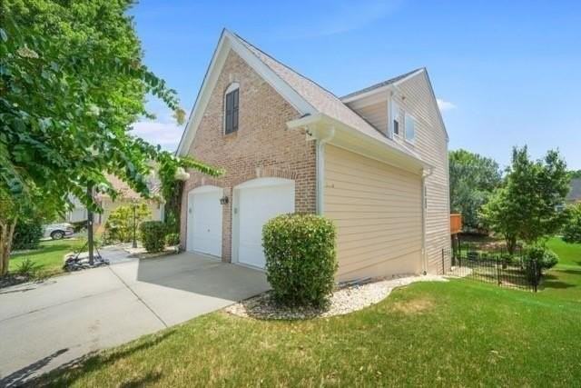 585 Marylebone Dr - Photo 6 of 50