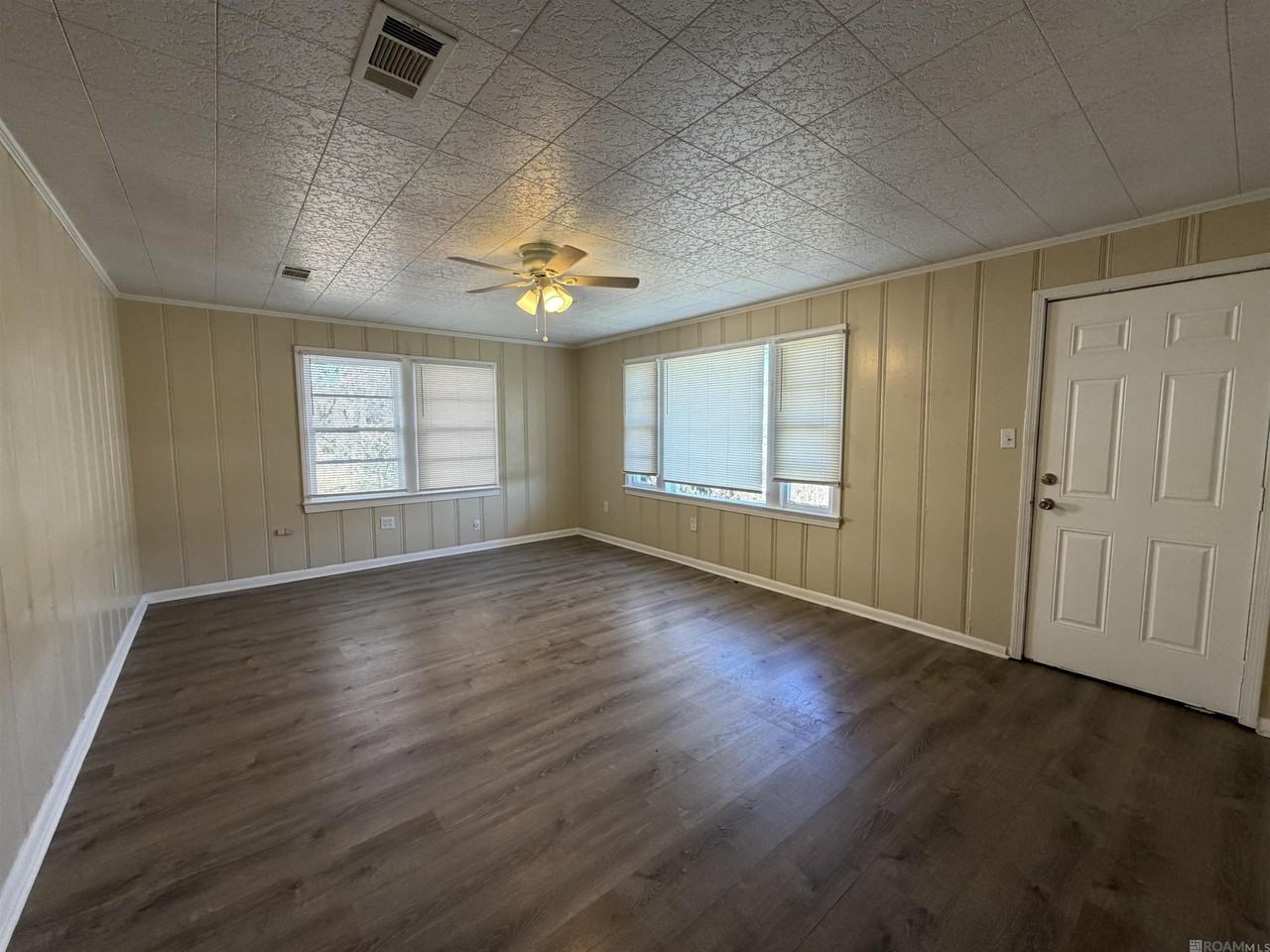 13397 Pamela St - Photo 2 of 6