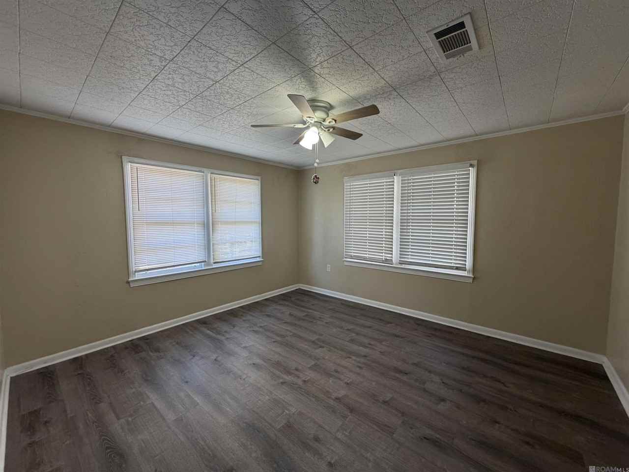 13397 Pamela St - Photo 3 of 6