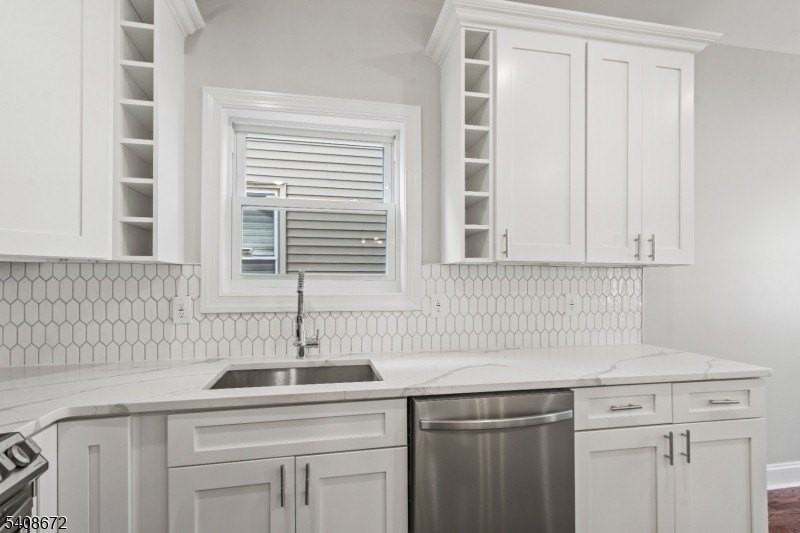 53 Marcy Ave - Photo 4 of 22