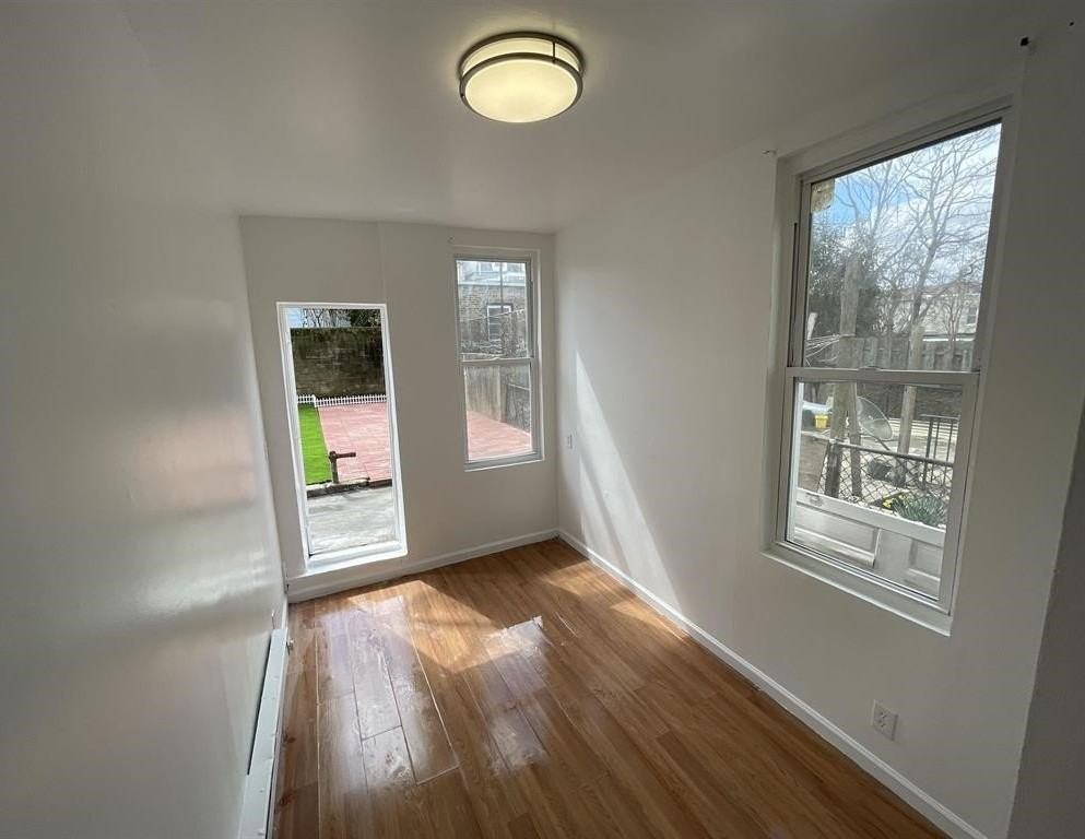 57 Beach St #1R - Photo 5 of 12