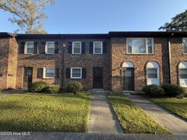 featured image of 122 Stratton Pl