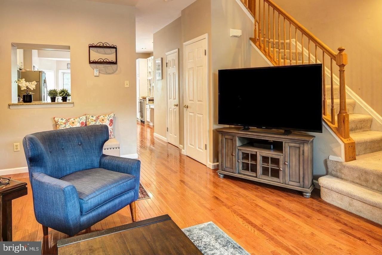 6351 Wind Rider Way - Photo 4 of 23