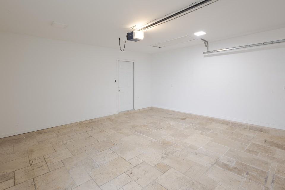 Bentley Pl - Photo 4 of 8