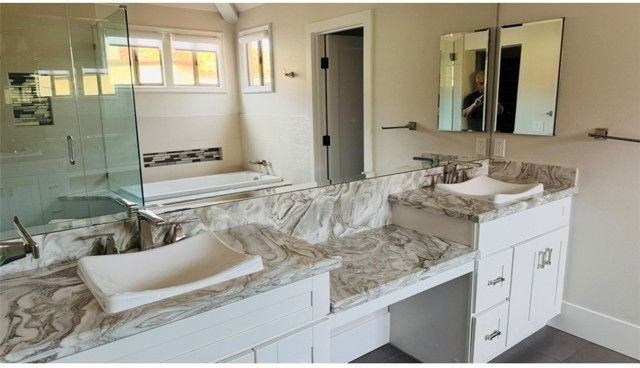 605 Bay Hill Dr - Photo 4 of 8