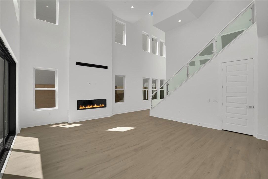 168 Creation - Photo 2 of 8