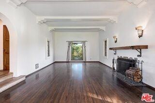 1304 San Vicente Blvd - Photo 3 of 8