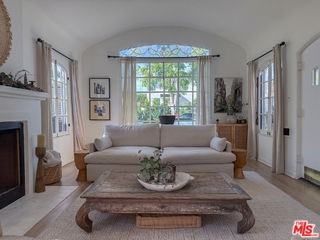 316 S Wetherly Dr - Photo 5 of 6