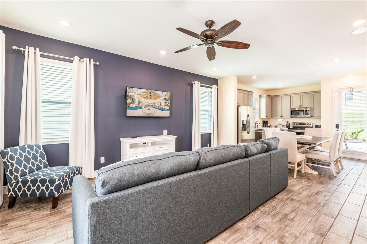 2952 Salted Rim Rd - Photo 3 of 50