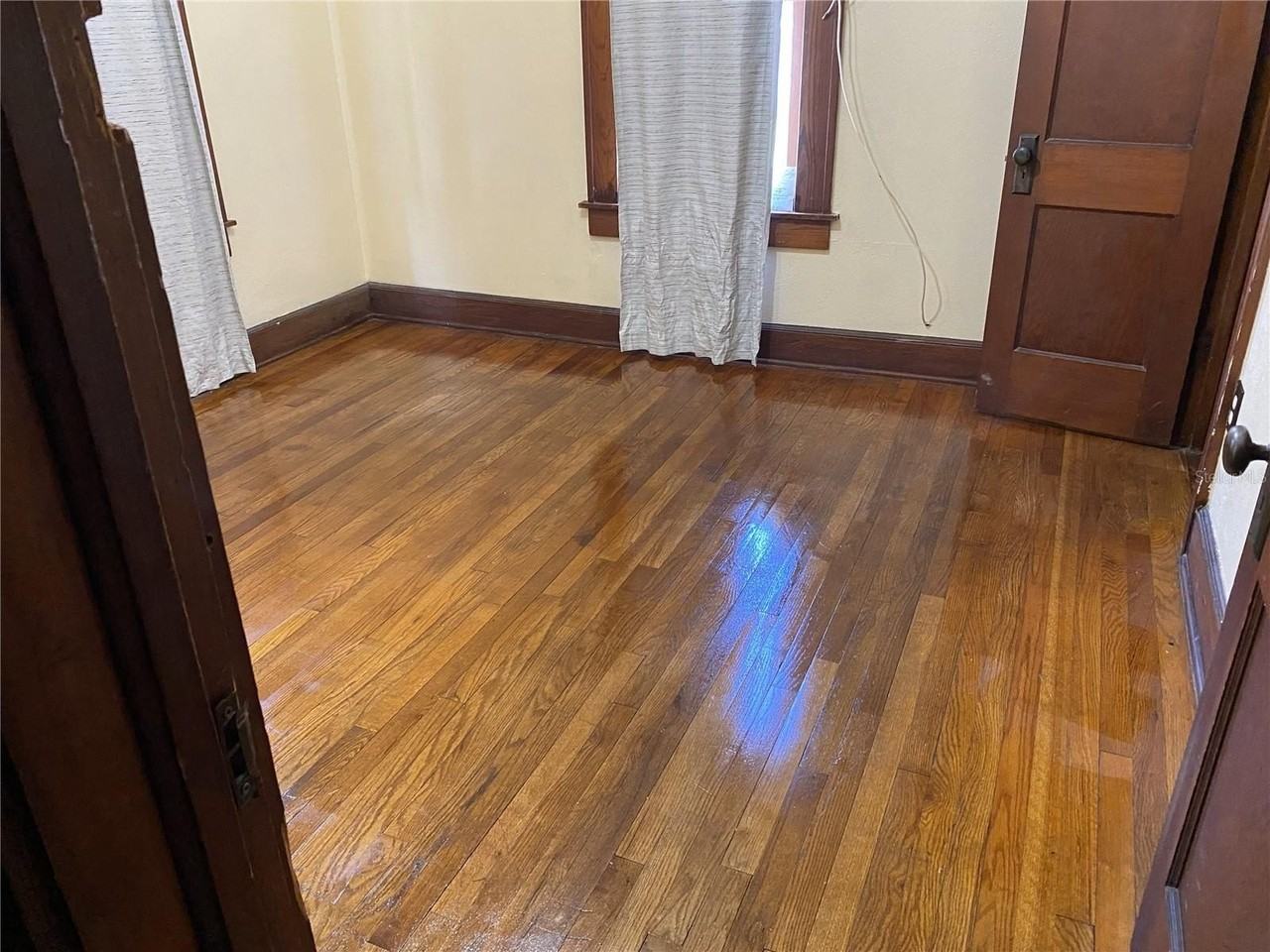 439 New York Ave - Photo 7 of 15